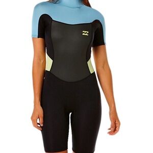 NWT BILLABONG Ladies 2mm Synergy Back Zip Spring Shorty Size 6/EU & AUS 10